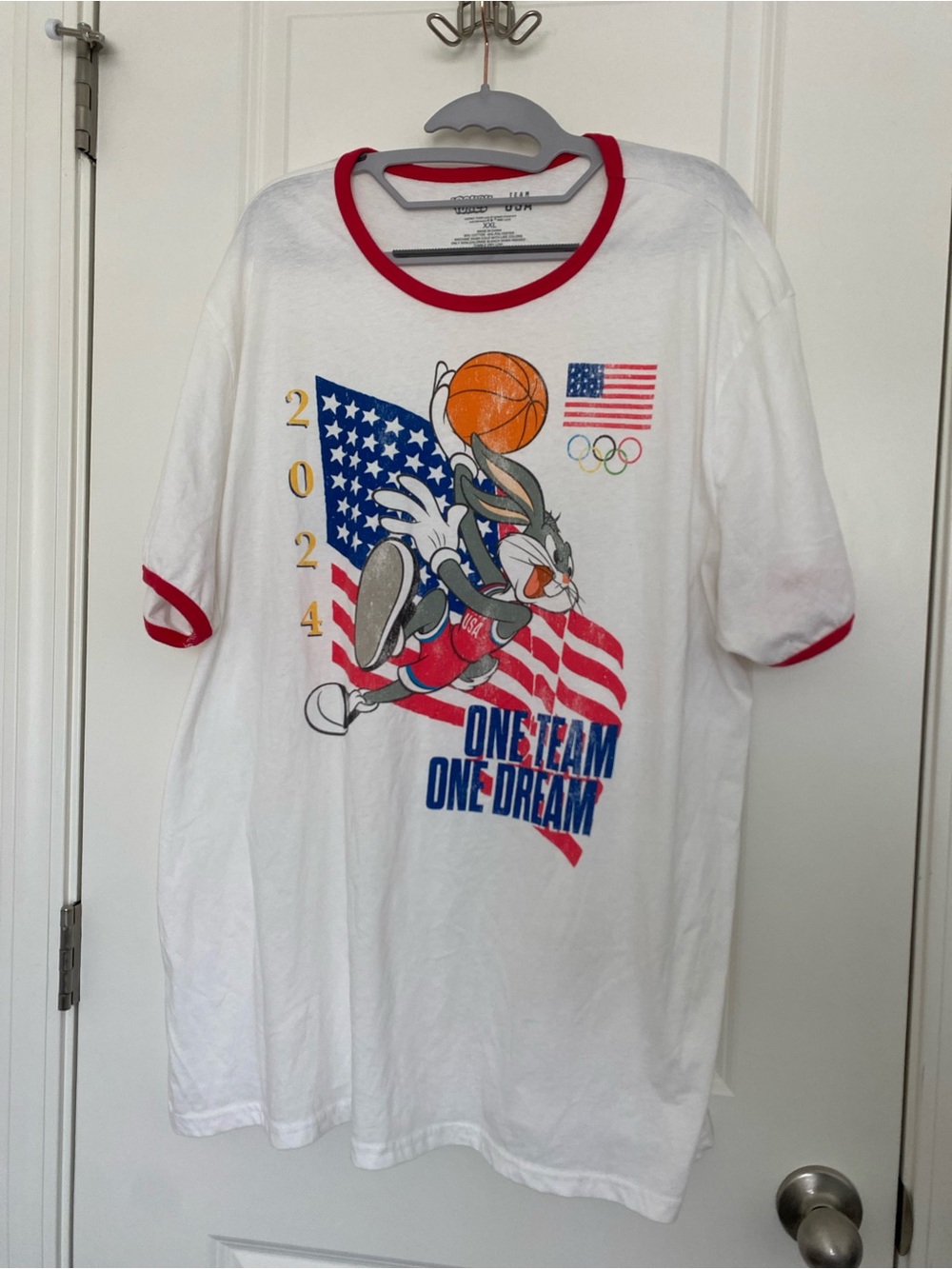 Looney Tunes Team USA Tee Plus Size XXL 2024 Olympics Bugs Bunny Graphic Shirt